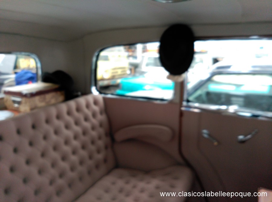Interior Citroen Rosalia Vehiculo Clasico Bodas (1)